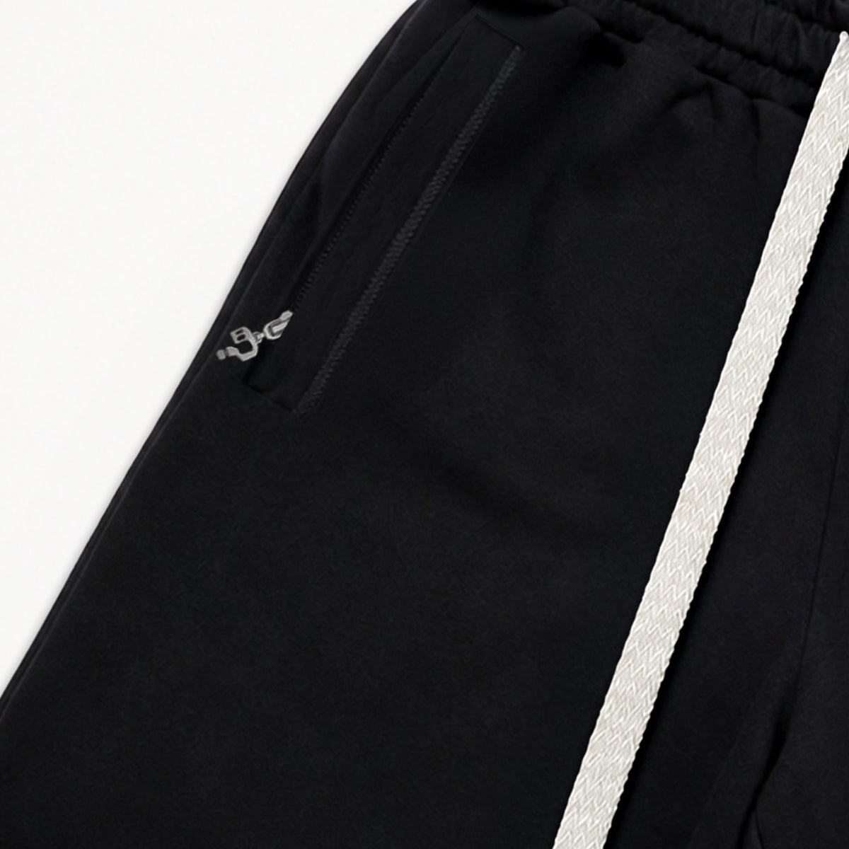 Shorts archive - Black